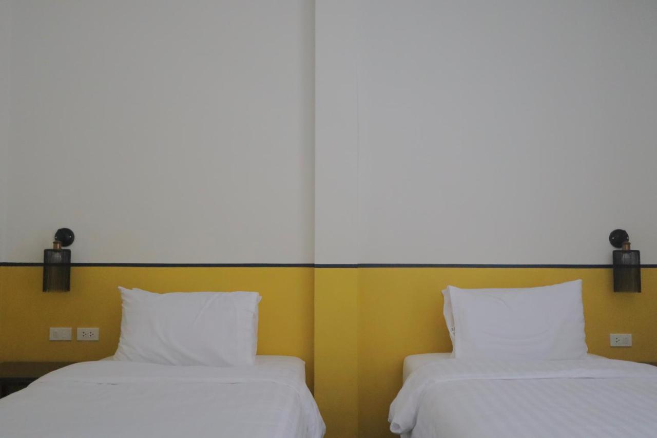 Готель Goodnight Poshtel + Free Netflix Хат'яй Екстер'єр фото